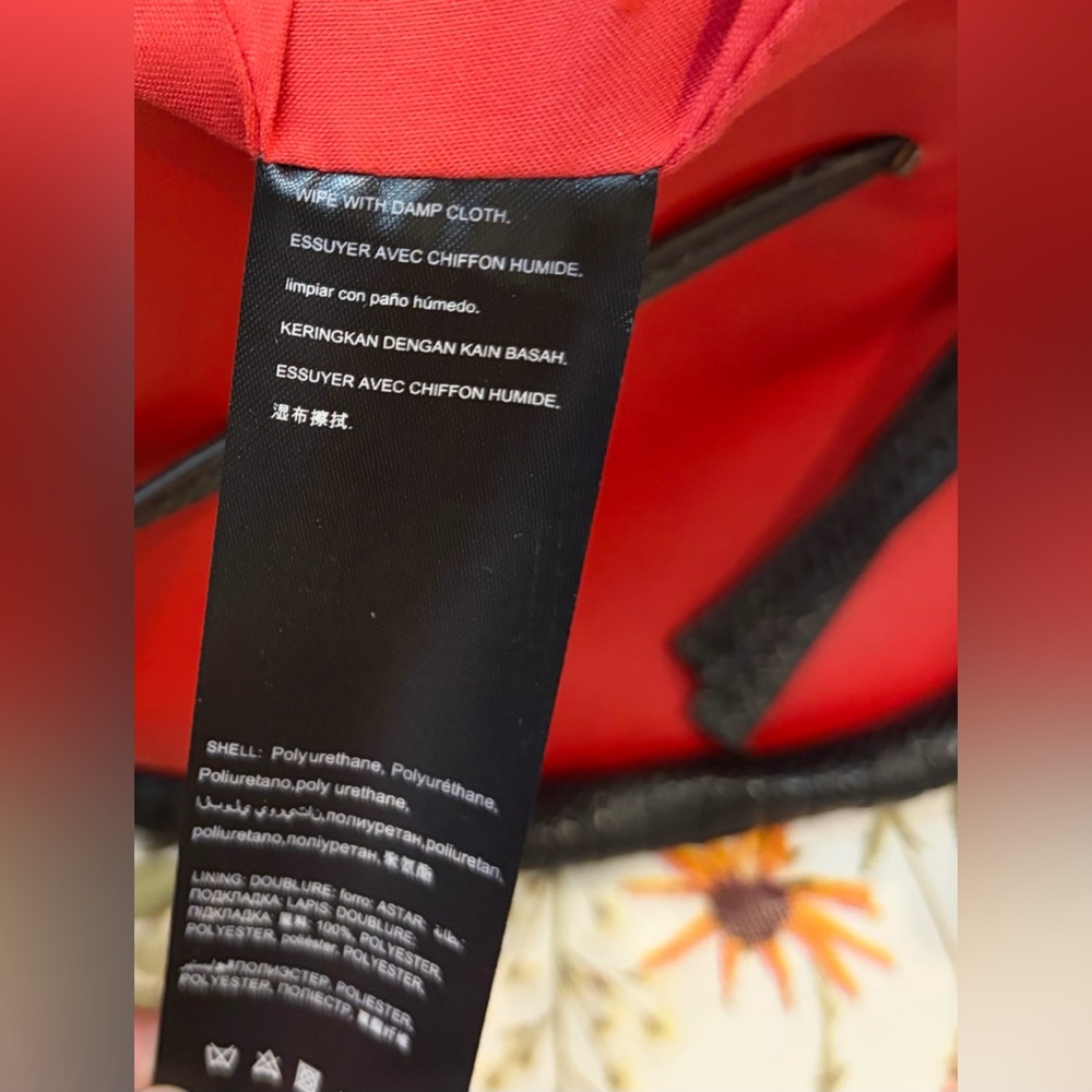 ❤️BADGLEY MISCHKA RED VEGAN LEATHER SHOULDER BAG/CROSSBODY & PURSE CHARM - Picture 14 of 14